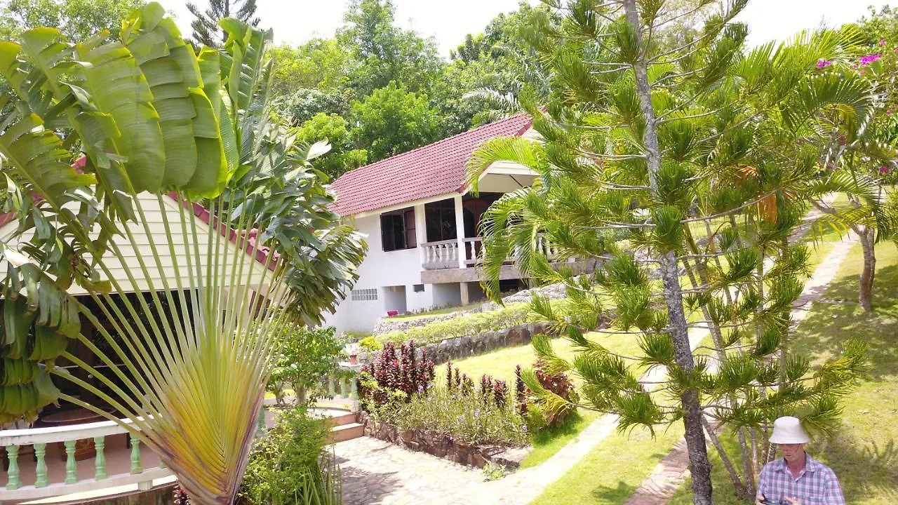 Hotel Lemongarden Ko Lanta 0*,  Thailand