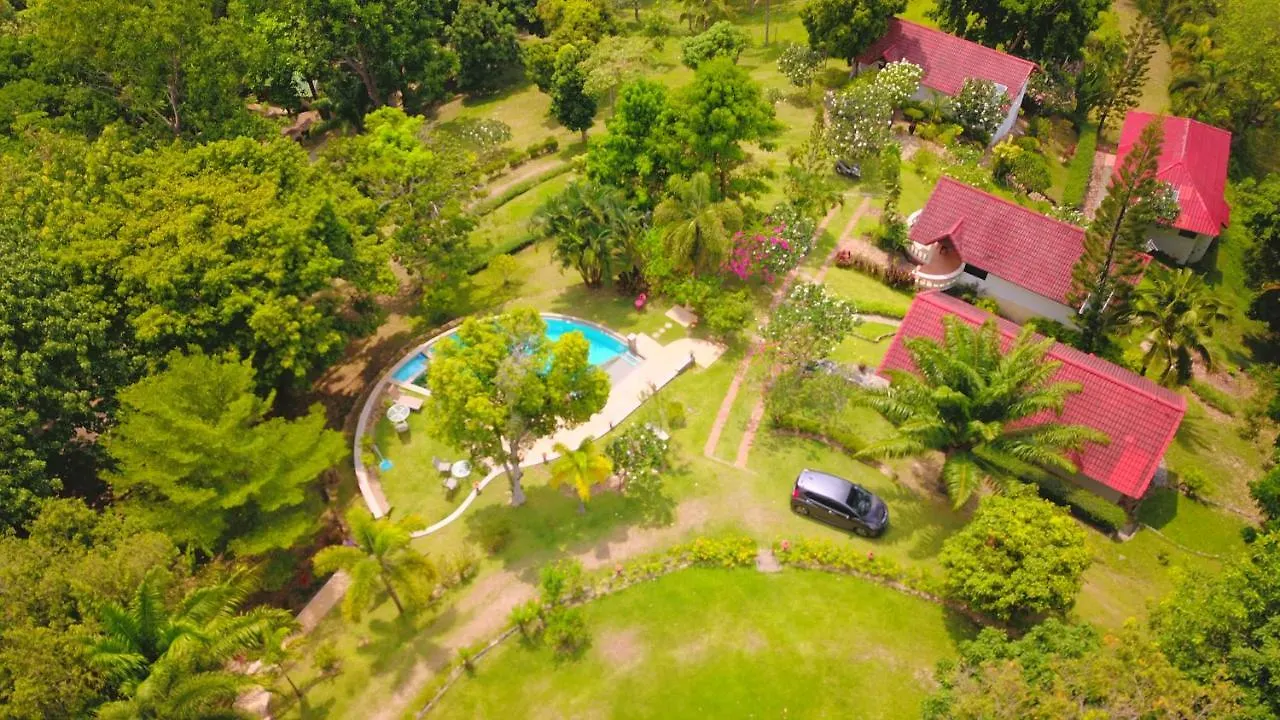 Hotel Lemongarden Ko Lanta