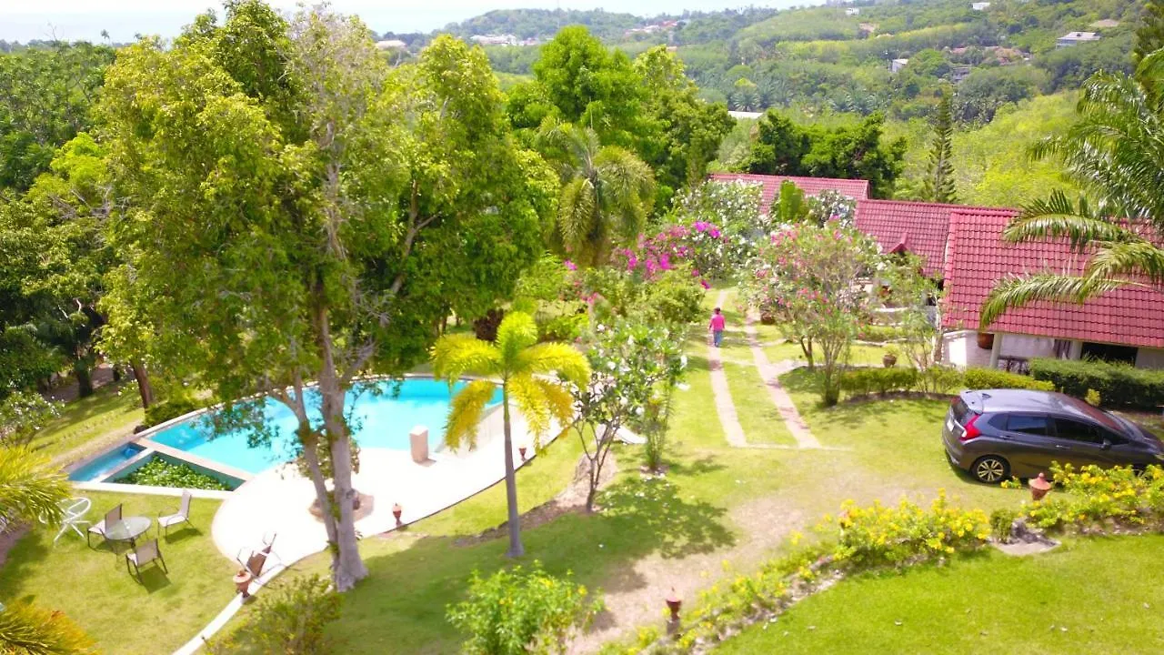 Hotel Lemongarden Ko Lanta