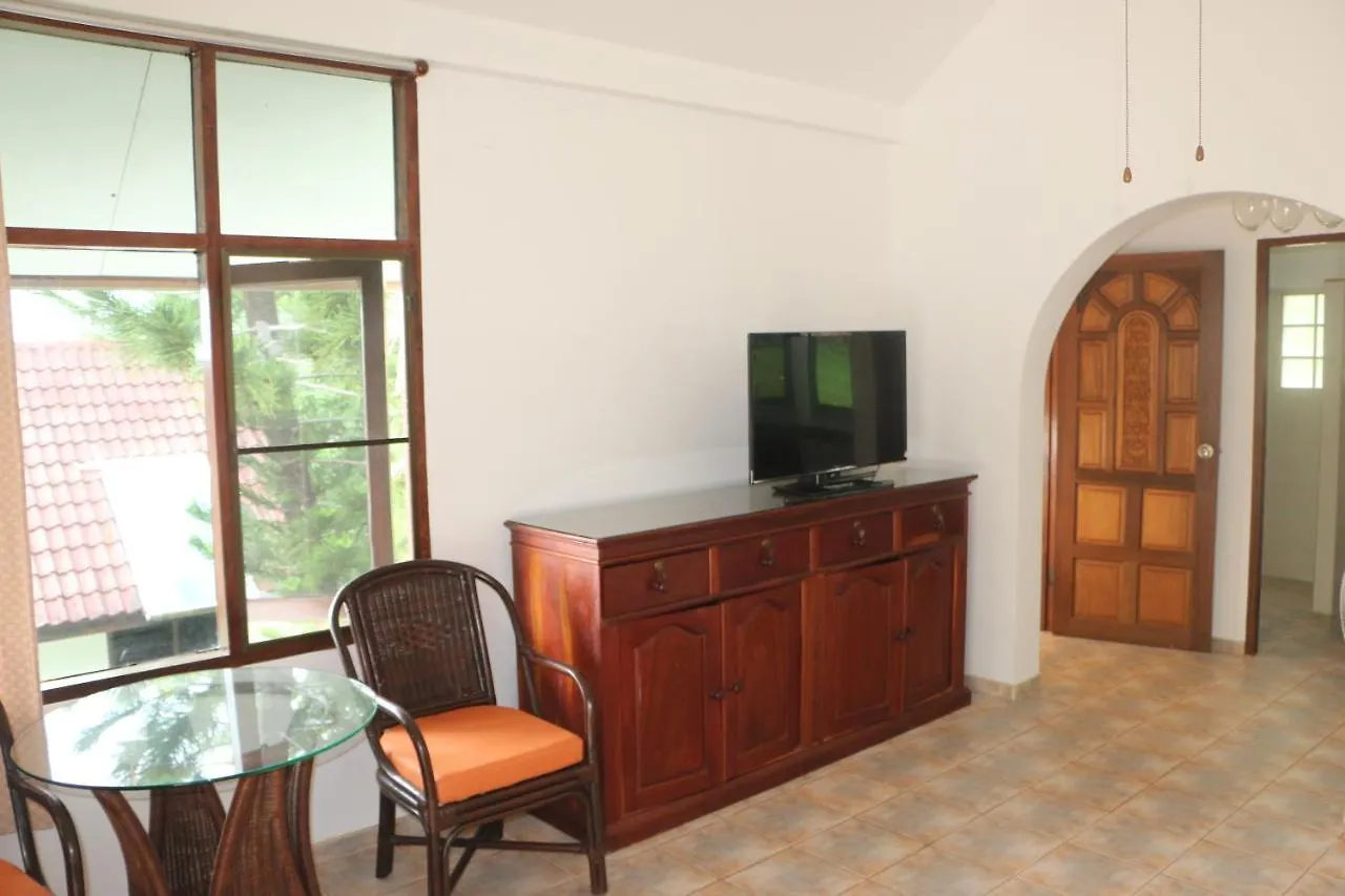 Hotel Lemongarden Ko Lanta 0*,  Tajlandia